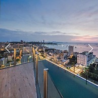 The Base Central Pattaya - 1 bdr Condo With Pool