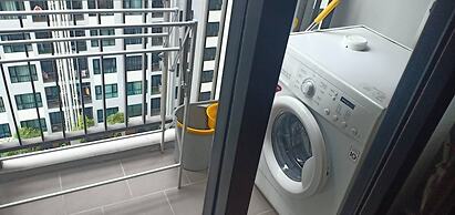 The Base Central Pattaya - 1 bdr Condo With Pool