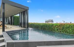 The Base Central Pattaya - 1 bdr Condo With Pool