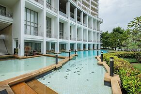 1702 - 2 Bdr Condo With Seaview Boathouse Hua Hin