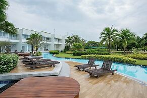 1702 - 2 Bdr Condo With Seaview Boathouse Hua Hin