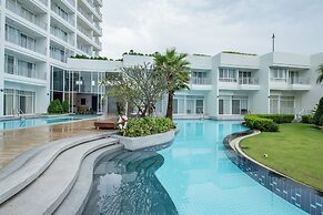 1702 - 2 Bdr Condo With Seaview Boathouse Hua Hin