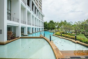 1702 - 2 Bdr Condo With Seaview Boathouse Hua Hin