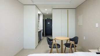 Centum Mark Kimstay Yangyang