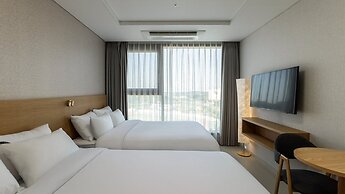 Centum Mark Kimstay Yangyang