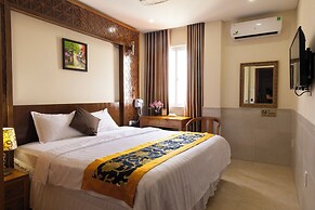 California Saigon Boutique Hotel