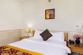California Saigon Boutique Hotel