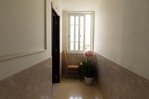 California Saigon Boutique Hotel