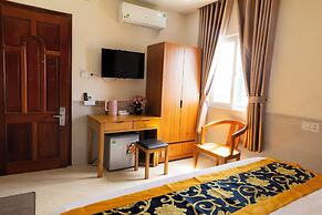California Saigon Boutique Hotel