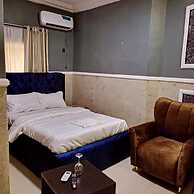 international royal hotel