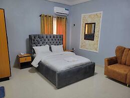 international royal hotel