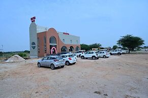 SR Hotel Restaurant & Cafe