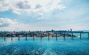 Sea View 2 Bed Room at Great Location
