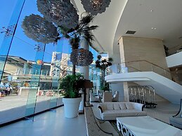 Beachfront City Oasis Soul 905