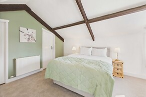 Host Stay Brackenrigg Cottage