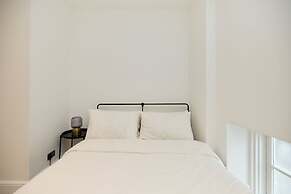 Central Tadworth Flat