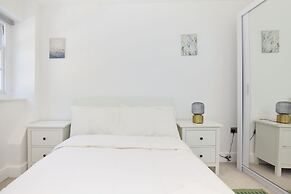 Countryside Edge Flat