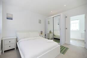 Countryside Edge Flat