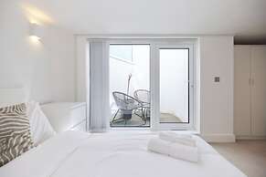 Countryside Edge Flat