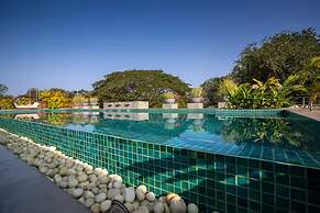 The Coastal Nest - 2BHK by Da Alohas