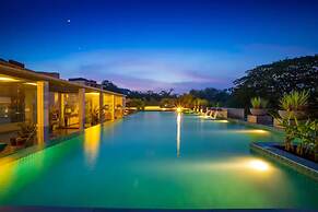 The Coastal Nest - 2BHK by Da Alohas