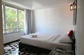 The Coastal Nest - 2BHK by Da Alohas