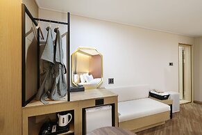 HotelHound Jeonju Junghwasan