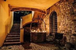 Castello Uliveta