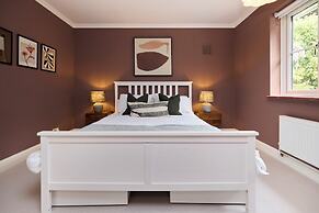 The Lindens Garden Retreat