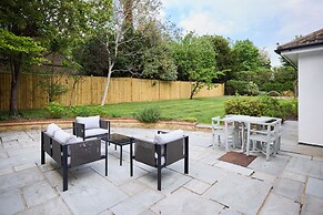 The Lindens Garden Retreat