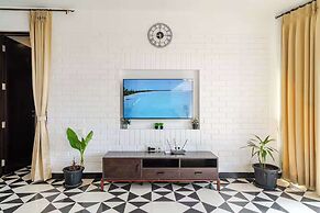 Coastal Grandeur by Da Alohas