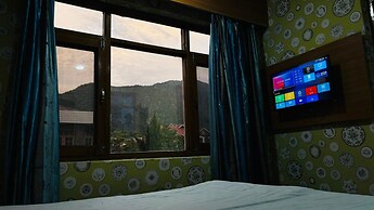 Hotel Indra