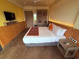 Ikonic Hotel - Bhushi Dam Lonavala