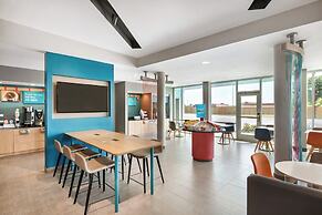 avid Hotel Bellefonte by IHG