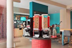 avid Hotel Bellefonte by IHG