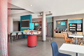 avid Hotel Bellefonte by IHG