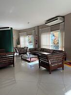 RIVIERA PARK HOTEL