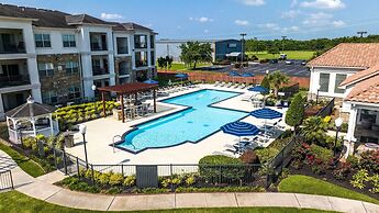 Webster Apartments By Landing