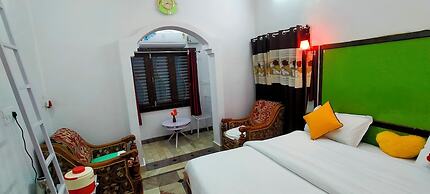 EASTERN GATE HOMESTAY