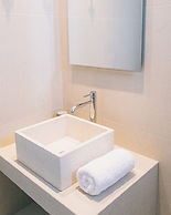 Artemis Hotel