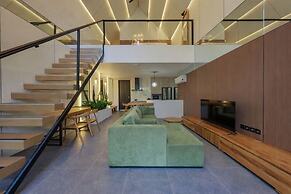 Moon Rock Villas