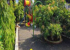 Madhuson Palms