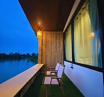 Baanrimnam Resort Lopburi