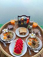 Baanrimnam Resort Lopburi