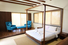 Coconut Lagoon Agro Resort