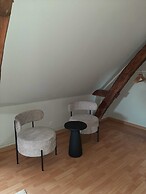 AU PIED DU LAVOIR