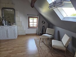 AU PIED DU LAVOIR
