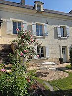 AU PIED DU LAVOIR