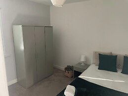 Horsforth Apartment Leeds Bradford Airport