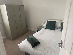 Horsforth Apartment Leeds Bradford Airport